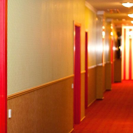 Road Star Hotel Dnipro Esterno foto