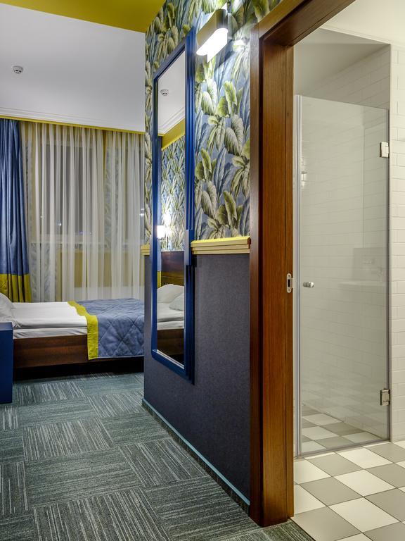 Road Star Hotel Dnipro Esterno foto